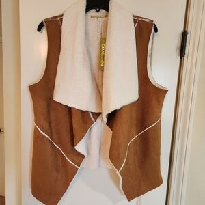 New Chestnut and White Gianni Bini Suede Vest